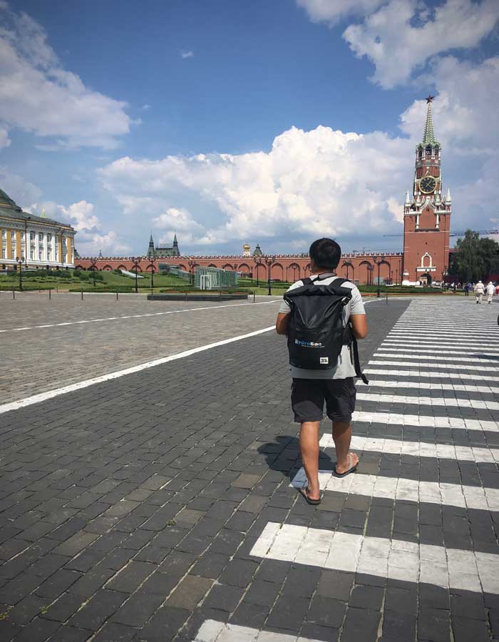 Walking-within-Kremlin